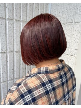 ブロンド 町田(BLONDE) チェリーレッド×ミニボブ