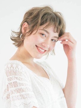 アース 川口店(HAIR&MAKE EARTH) ふんわり波ウェーブショート