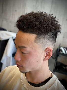 エルハウス(L house...) 【メンズ専門/理容室 】フェード スキンフェード