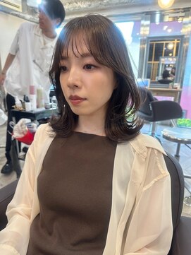 アリスバイアフロート 自由が丘(ALICe by AFLOAT) 鎖骨ミディアムレイヤーカット