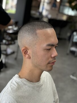 ヘアーラボ 樟葉(Hair Labo) 1 on top スキンフェード 枚方 樟葉