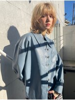 シーカ ニカイ(siika NIKAI) 高明度ブロンドカラー　似合わせ前髪