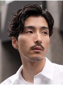 原宿ニュアンスパーマメンズパーマセンターパート30代緩めヘア