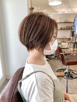 アルトル 池袋(altru)&nbsp;◇ショートボブホワイトグレージュミニウルフチェリーブラウン