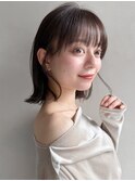 グレージュミルクブラウンハッシュカット外ハネボブa