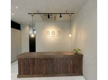 ナップヘアー(nap hair)の雰囲気（シンプルで落ち着ける店内。日常の疲れを忘れさせる空間です＊）
