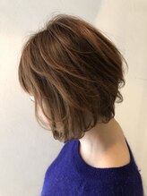ルミアン(lumian) 前下がりレイヤーボブ
