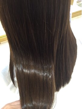 ヌーム 塚本店(NOOM) ノンダメージ縮毛矯正でウルツヤストレートヘア