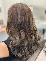 ナナ(7nana) 巻き髪ロング