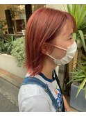 コーラルピンクカラー20代30代