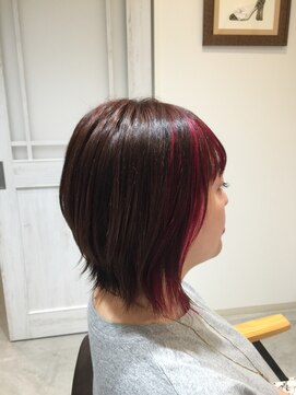 ルーブル(LOUVRE) インナーカラー ウルフカット