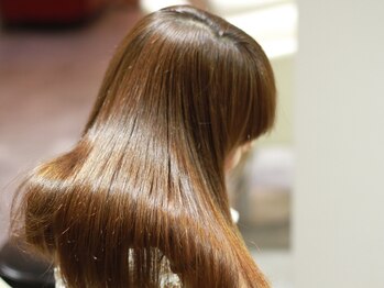 カミケンパセオ(kamiken.paseo)の写真/”髪質改善極上美髪ヘアエステ”で叶う圧倒的な艶と手触り♪年齢と共に出てくる悩みを解消し理想のヘアへ◎