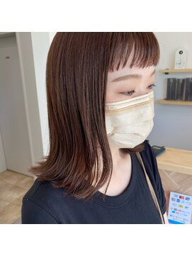 コノ(cono) ぱつんとミディアムボブ