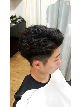 ティーズバーバー 亀有店(T's BARBER) クリロナパーマ