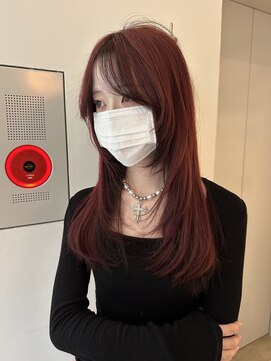 スリー(three) レッドカラー