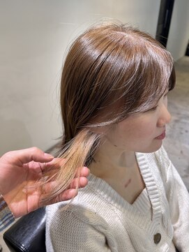 トレス(TRESS) レイヤーボブ　インナーカラー　イヤリングカラー