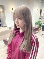 コワファースト長崎シャンプーボーイ 2nd(COIFF1RST 長崎 SHAMPOO BOY)&nbsp;長崎 ケアブリーチ ブリーチ2回 ホワイトミルクティー