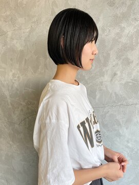 ウシワカマルイースト(ushiwakamaru East) 前下りショートボブ