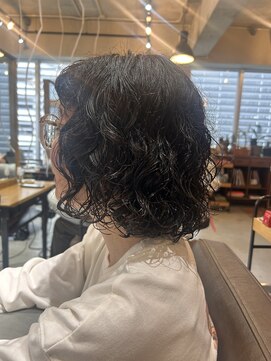 アルウ(Aru) ボブ×ハードパーマ