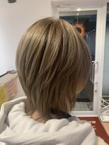 ルルバイアズール 草加店(LULU by azule)&nbsp;ダブルカラー，ミルクティーベージュ，ツヤカラー【草加】