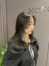 モノリス 武蔵小杉(MONOLITH.) グレージュカラー