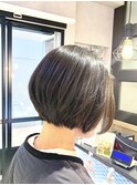 段差のある大人ボブ