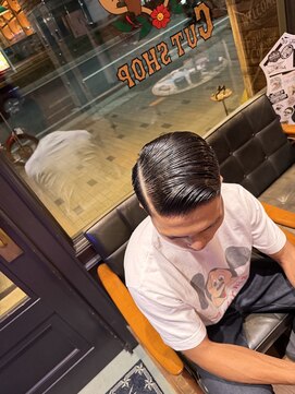 フォーコーナーズ(Four Corners) サイドパート
