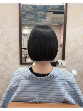 フィガロ ウメダ(FIGARO UMEDA) シンプルボブ