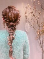 リュヌ ホロスコープ(lune horoscope)&nbsp;Winterヘアアレンジ【ふわふわ】