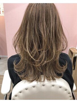 フィガロ ウメダ(FIGARO UMEDA) 【FIGARO　umeda】ブロンドベージュ×シークレットハイライト