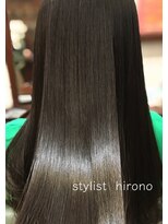 サロンデピレ 艶髪・スーパーロングでも毛先まで美しく #ストレート#縮毛矯正