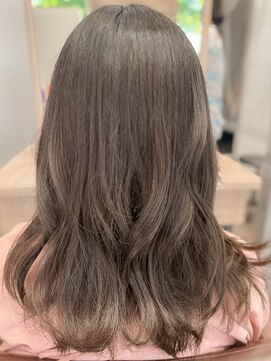 ビースリー ロア ゆるふわミディアム×Aujua(オージュア)