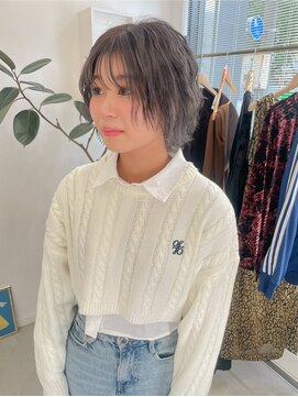 ヘアーアイスカルテット(HAIR ICI QUARTET) 大人可愛いダブルカラーブリーチグレーカラー