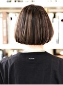 乾かすだけで決まる重さを残した顔まわりレイヤーマッシュボブ