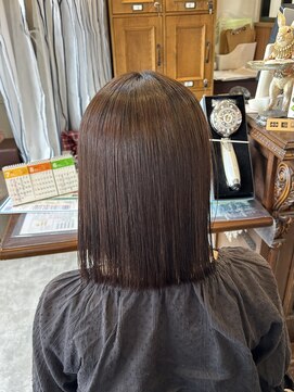 ハグヴィアン(HUG BIEN) 梅雨に負けないストレート