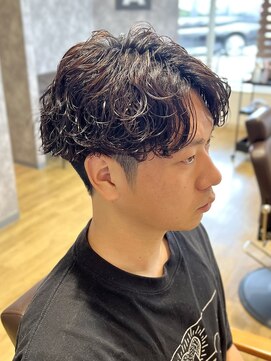 デプト(DEPT.) 佐賀センターパート波巻きスパイラルパーマメンズカットフェード