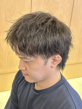 ニアウ 伊勢崎連取店(Niau) 波巻きスパイラルパーマツイストスパイラルパーマシャドウパーマ