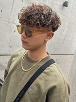 イーラ(era) スパイラルパーマスペインカールマッシュメッシュフェード