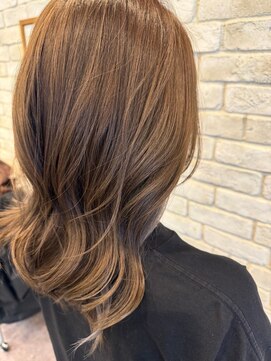 クロエ バイ ラヴィズム 紫竹山店(CLOE by LUVISM) インナーカラーベージュ