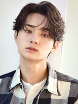 フェザーパーマセンターパートニュアンスパーマ韓国マッシュ黒髪
