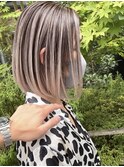 秋にお勧め外国人風バレイヤージュとホワイトピンクベージュ