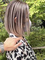 ヌエン 渋谷(NU/EN)&nbsp;秋にお勧め外国人風バレイヤージュとホワイトピンクベージュ