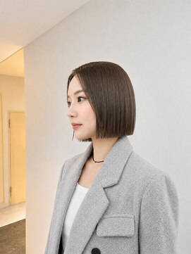 フォト 新宿三丁目(foto) 髪質改善縮毛矯正地毛風ストレート切りっぱなしボブ