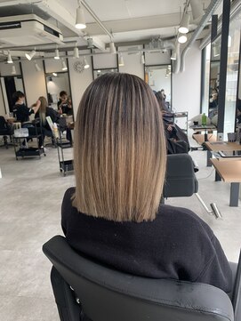 ラフ 難波店(LAFF) #黒髪#ボブルフ#ネビージュ#小顔#ワンレン