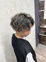 ダズルヘアーエイチ(DAZZLE hair H)&nbsp;ツイスパ×金メッシュ