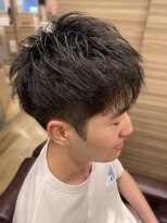 銀座マツナガ 神田店&nbsp;アレンジ豊富ツーブロ刈り上げ束間黒髪王道モテヘア