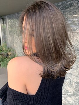 トルネード(TORNADO) 海外セレブ風レイヤーロブハイライト　n8-8