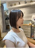 前下がりでかっこよく切りっぱなしボブ