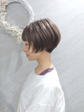 ハイストリートヘア(High street Hair) 大人の派手髪☆ツーブロック前下がりショートボブ
