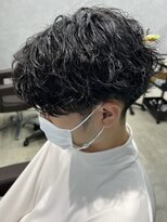 リット×ベリエ(Lit.×belier)&nbsp;波巻きパーマツイストスパイラルパーマツイストパーマウルフ30代